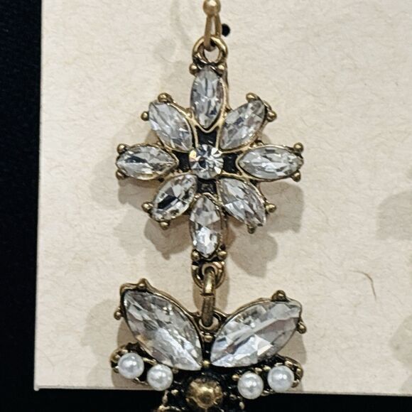 Rhinestone Floral Chandelier Earrings NEW - Picture 7 of 13